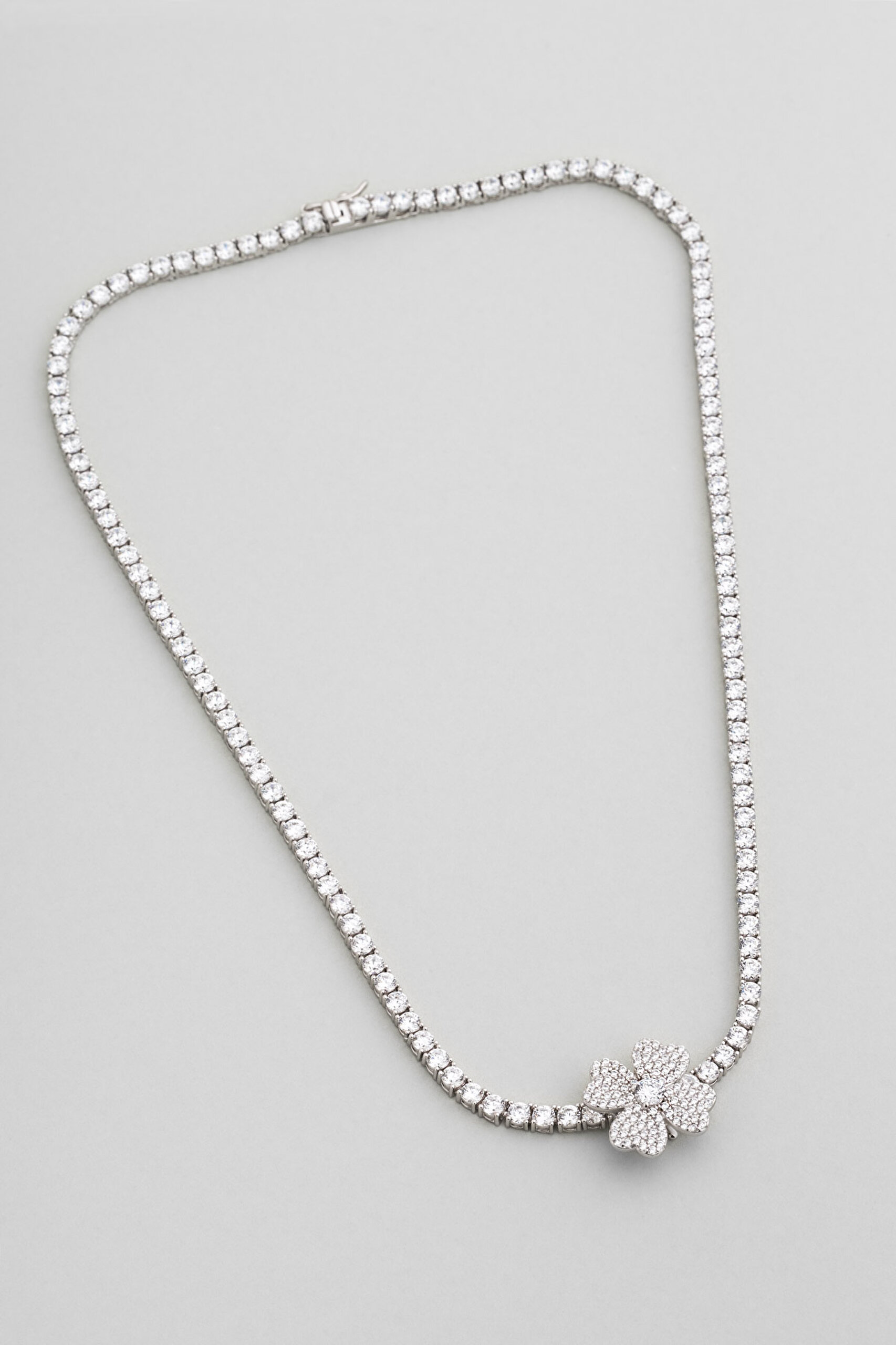 ⁠ Dört Yapraklı Yonca 18 Ayar Beyaz Altın Kaplama Gümüş Charm_6}