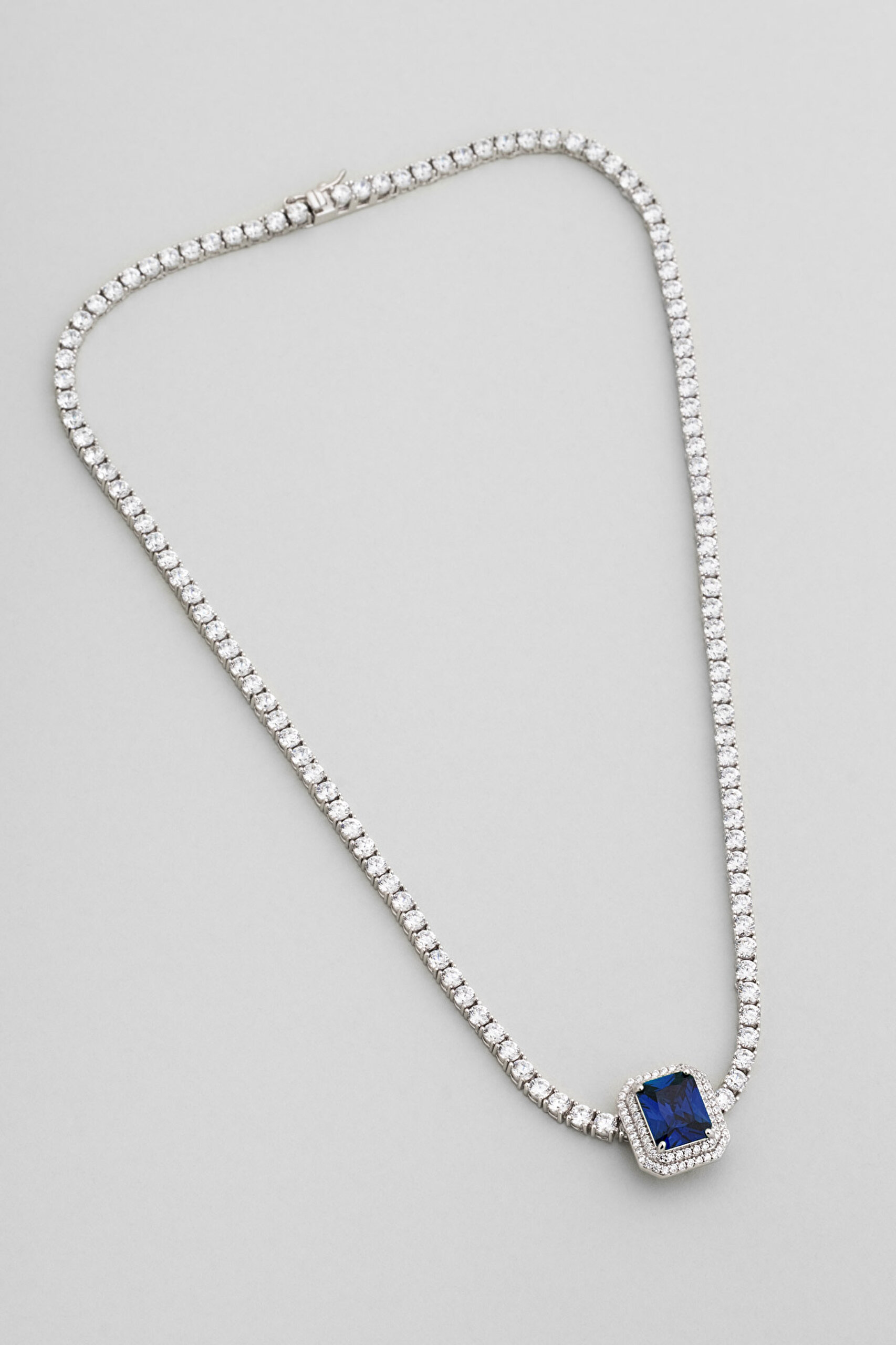 ⁠ Mahidevran 18 Ayar Beyaz Altın Kaplama Gümüş Charm_5}