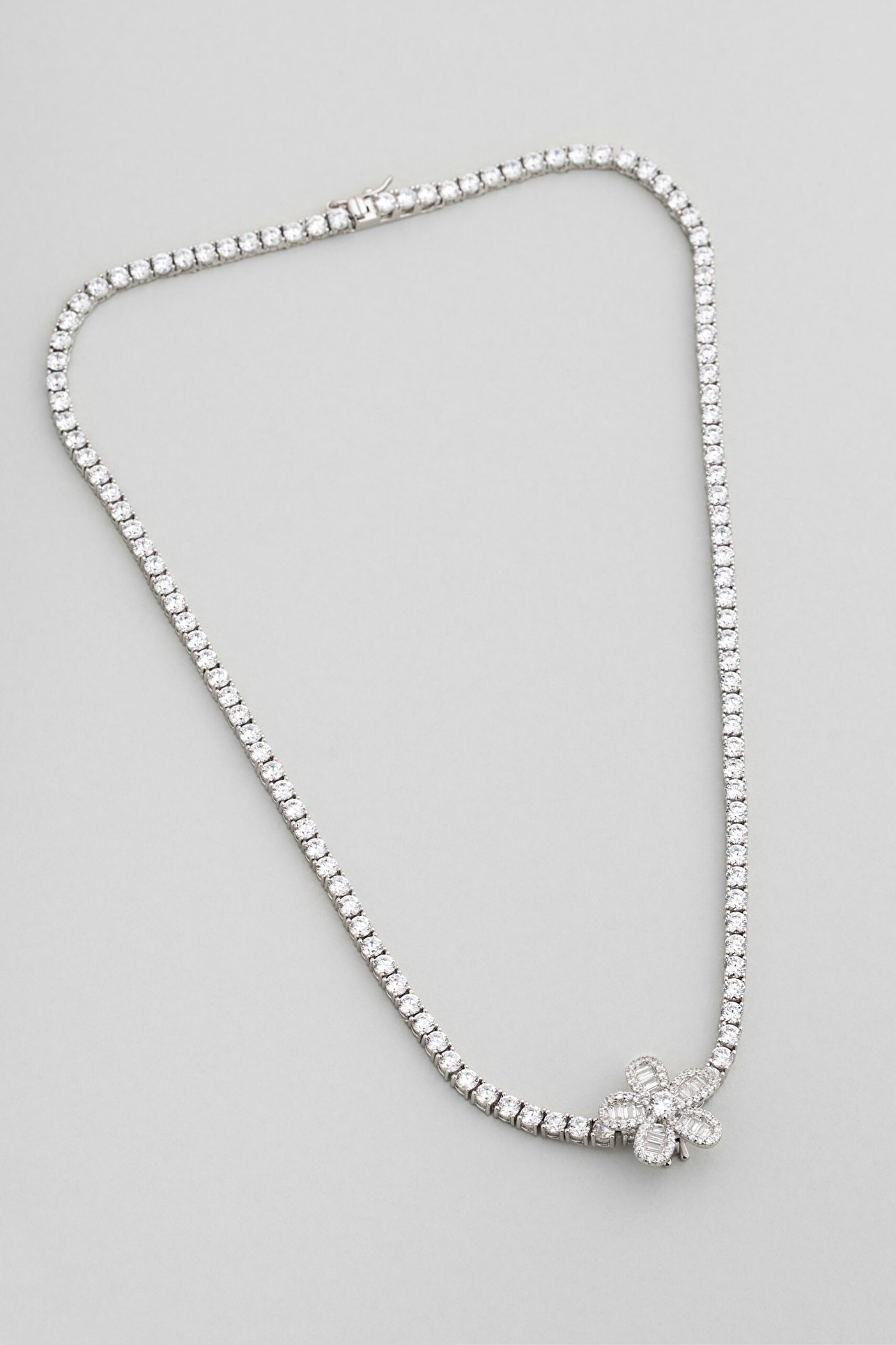 ⁠ Papatya 18 Ayar Beyaz Altın Kaplama Gümüş Charm_6}