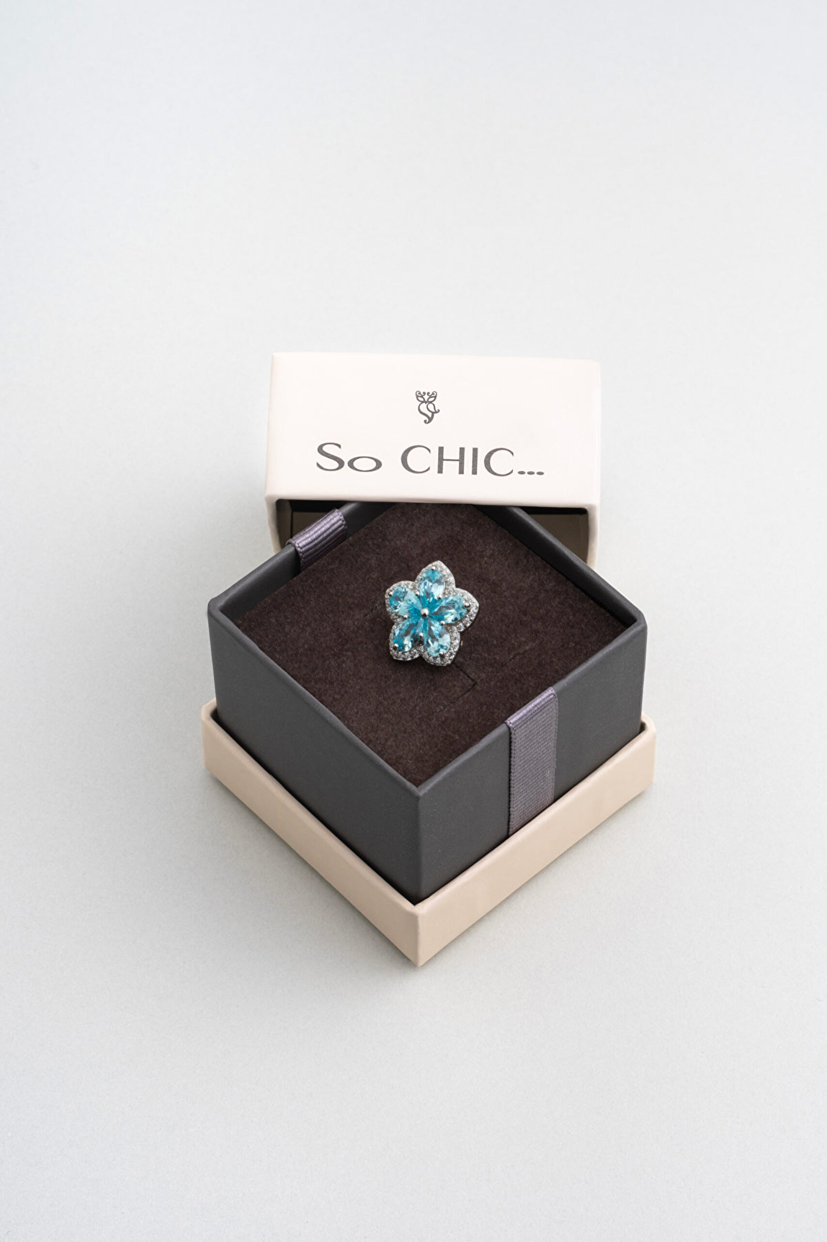 ⁠ Mavi Rüzgar Çiçeği 18 Ayar Beyaz Altın Kaplama Gümüş Charm_6}