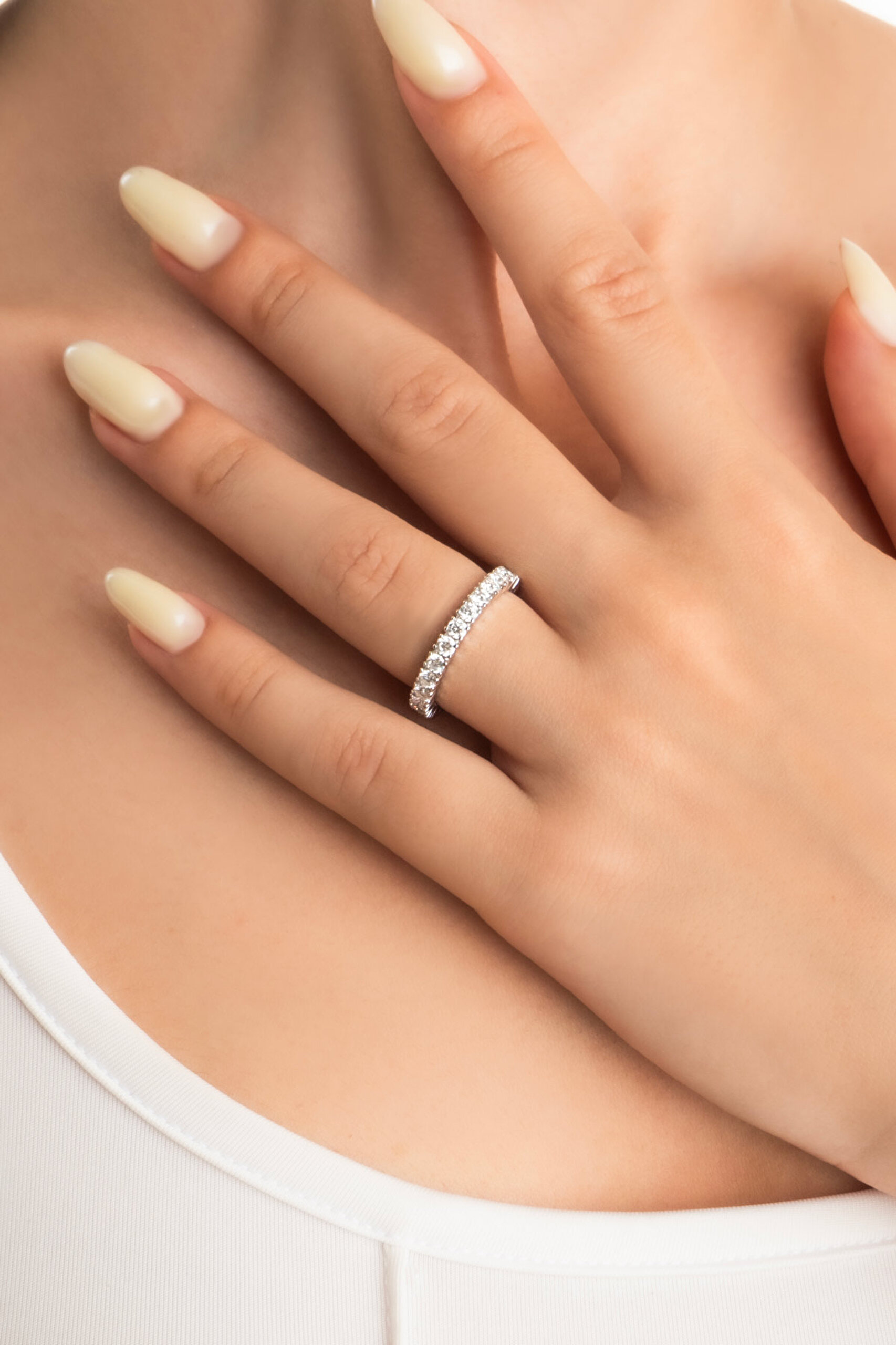 ⁠ Aurora Mozanit 18 Ayar Beyaz Altın Kaplama Gümüş Tamtur Yüzük_1}