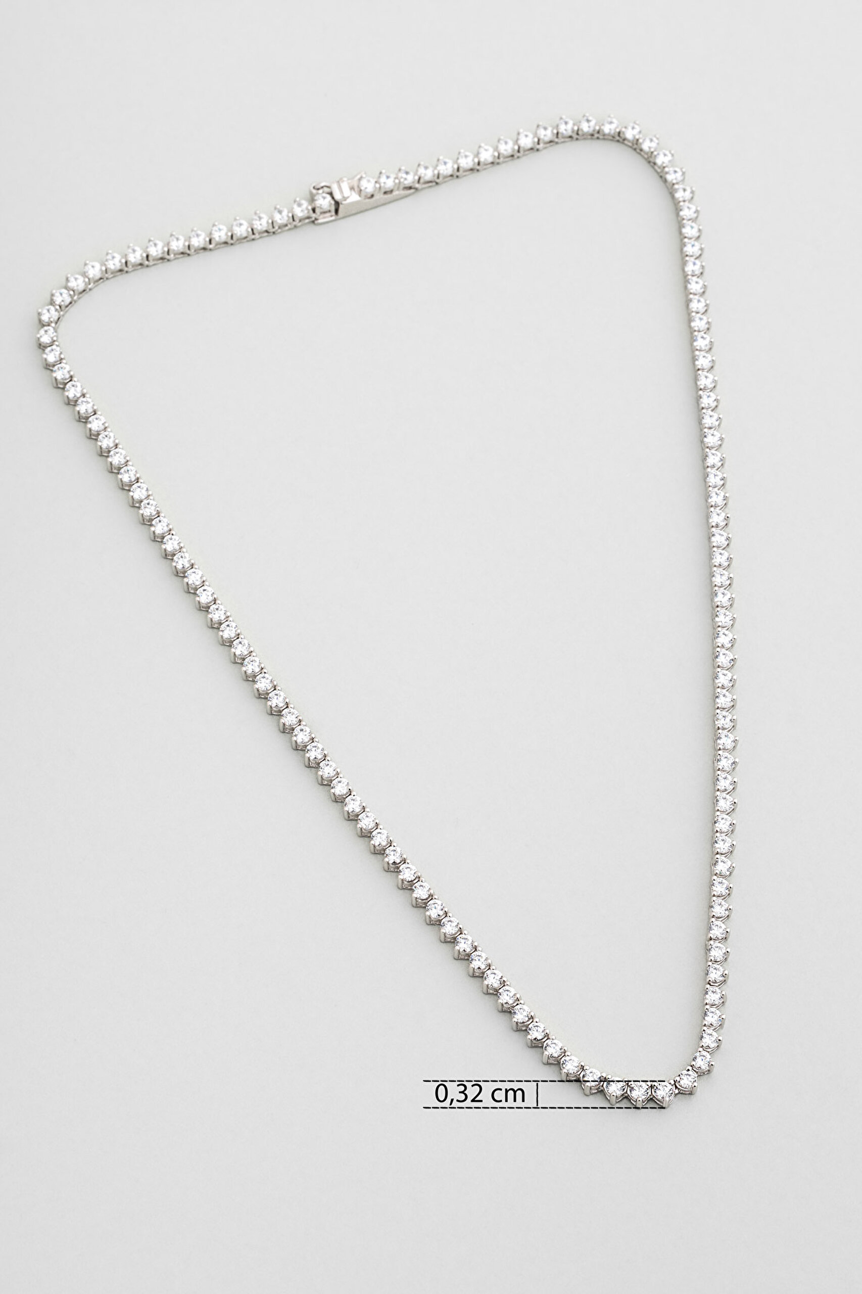 ⁠ So Chic... Zirkon Taşlı 18 Ayar Beyaz Altın Kaplama Gümüş Su Yolu Kolye_2}