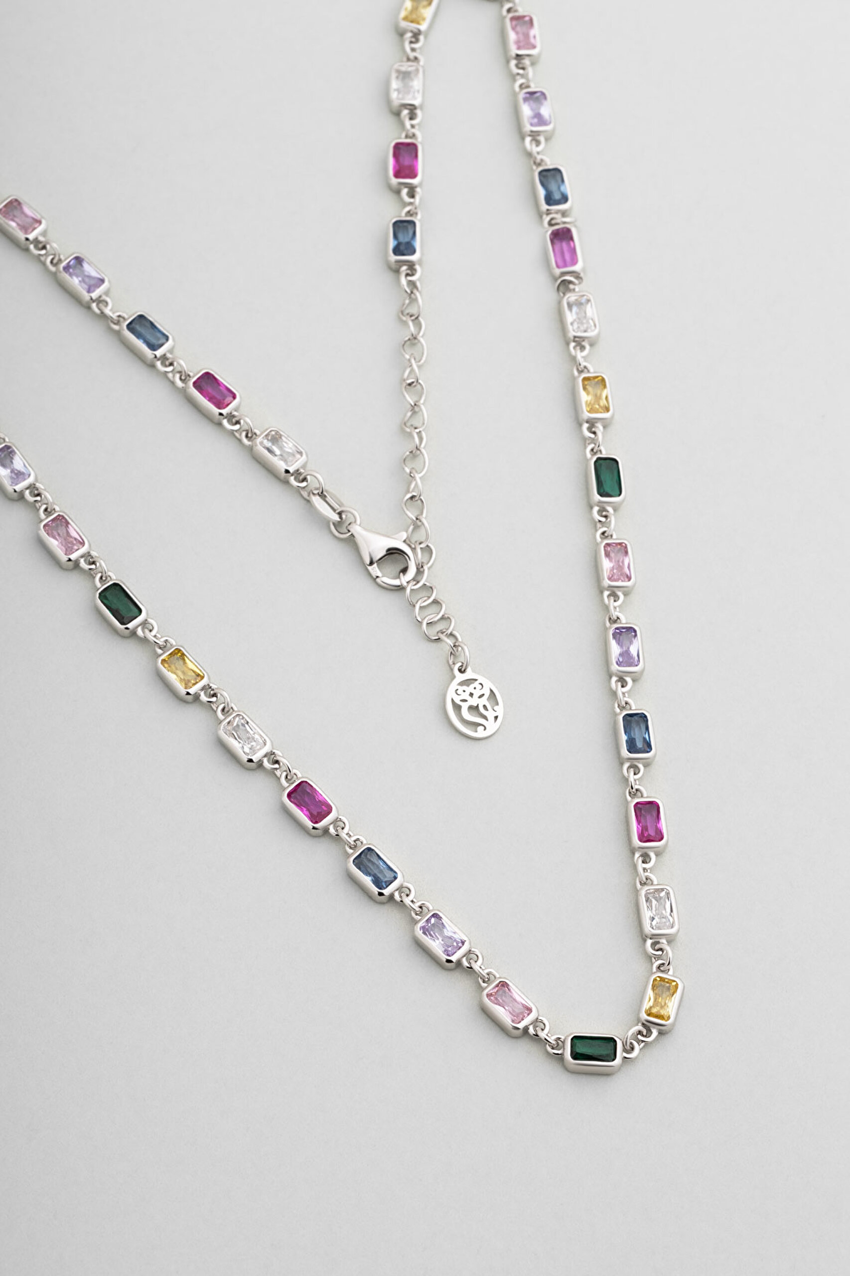 ⁠ Renk Masalı 18 Ayar Beyaz Altın Kaplama 45 Cm Gümüş Kolye_0}