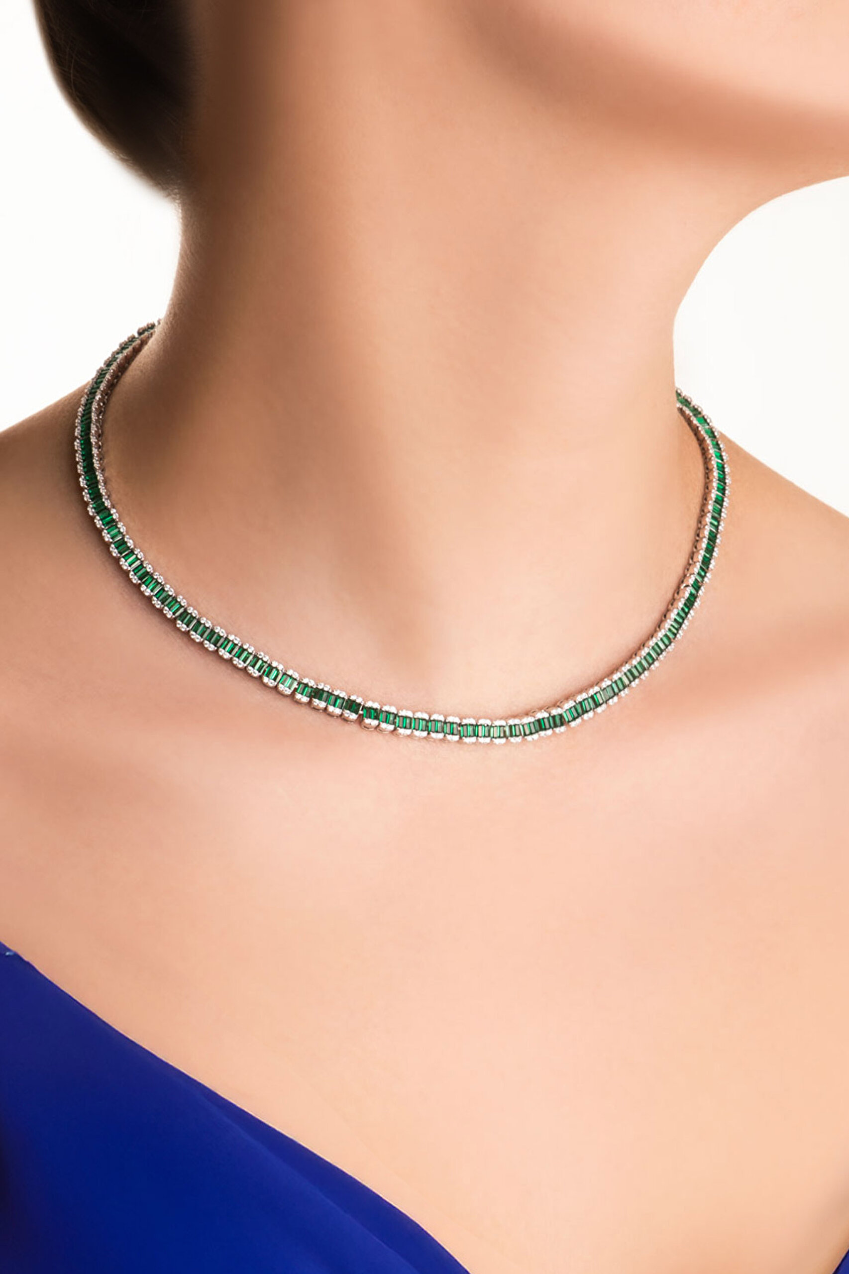 ⁠ Zümrüt Yolu 18 Ayar Beyaz Altın Kaplama Gümüş Gerdanlık_2}