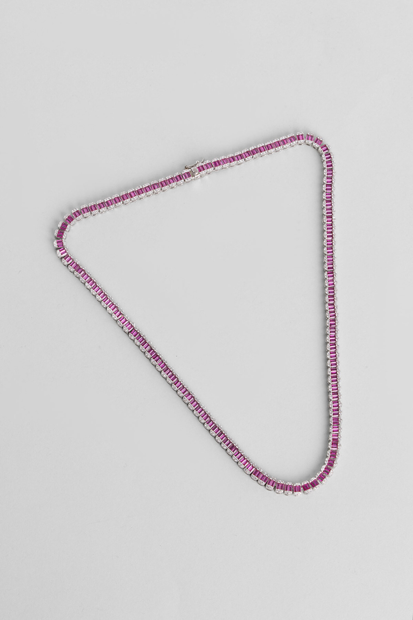 ⁠ Yakut Yolu 18 Ayar Beyaz Altın Kaplama Gümüş Gerdanlık_3}