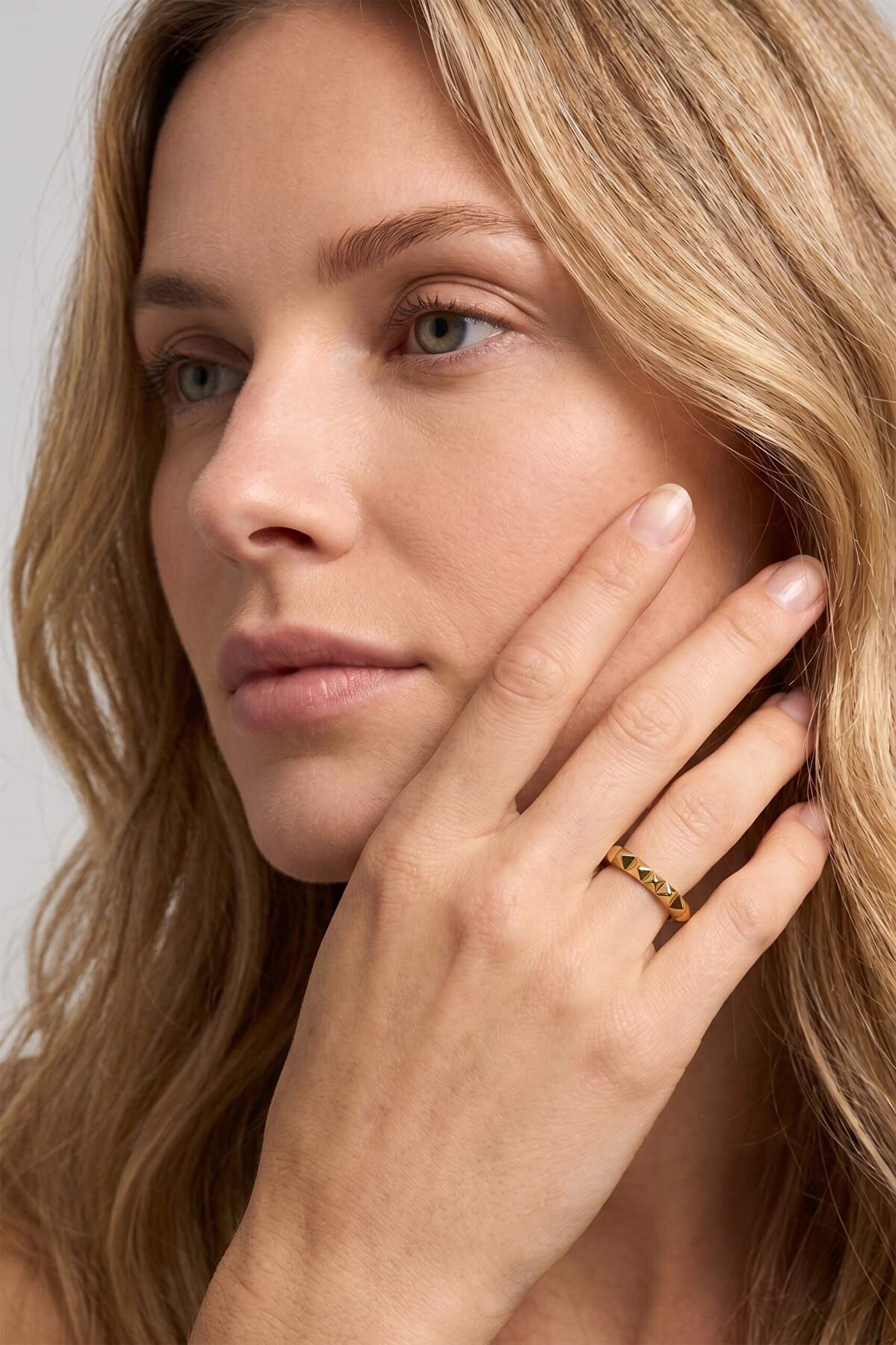 Helen 18 Ayar Sarı Altın Kaplama Gümüş Minimal Yüzük - 3