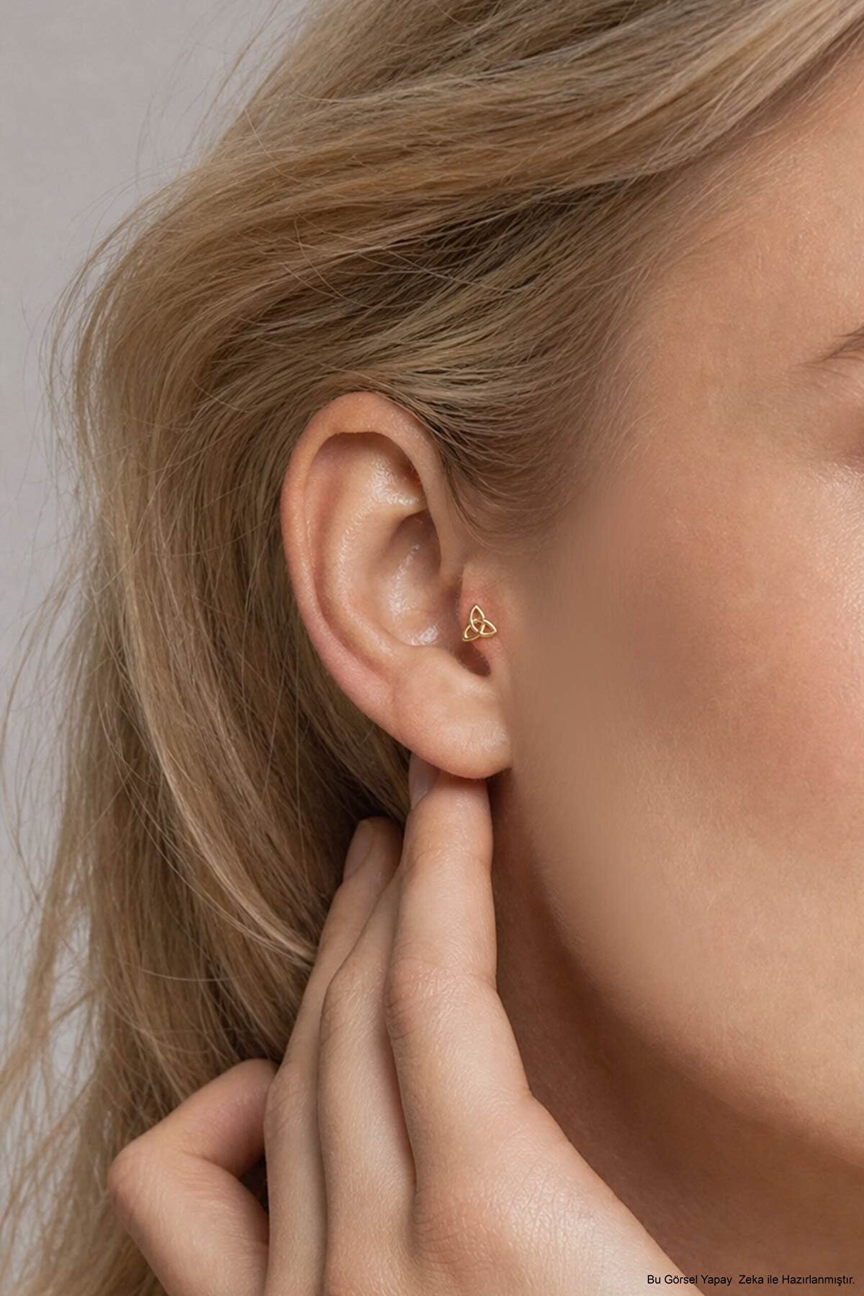 Sonsuz Düğüm 18 Ayar Sarı Altın Kaplama Gümüş Tragus-Helix Piercing - 1