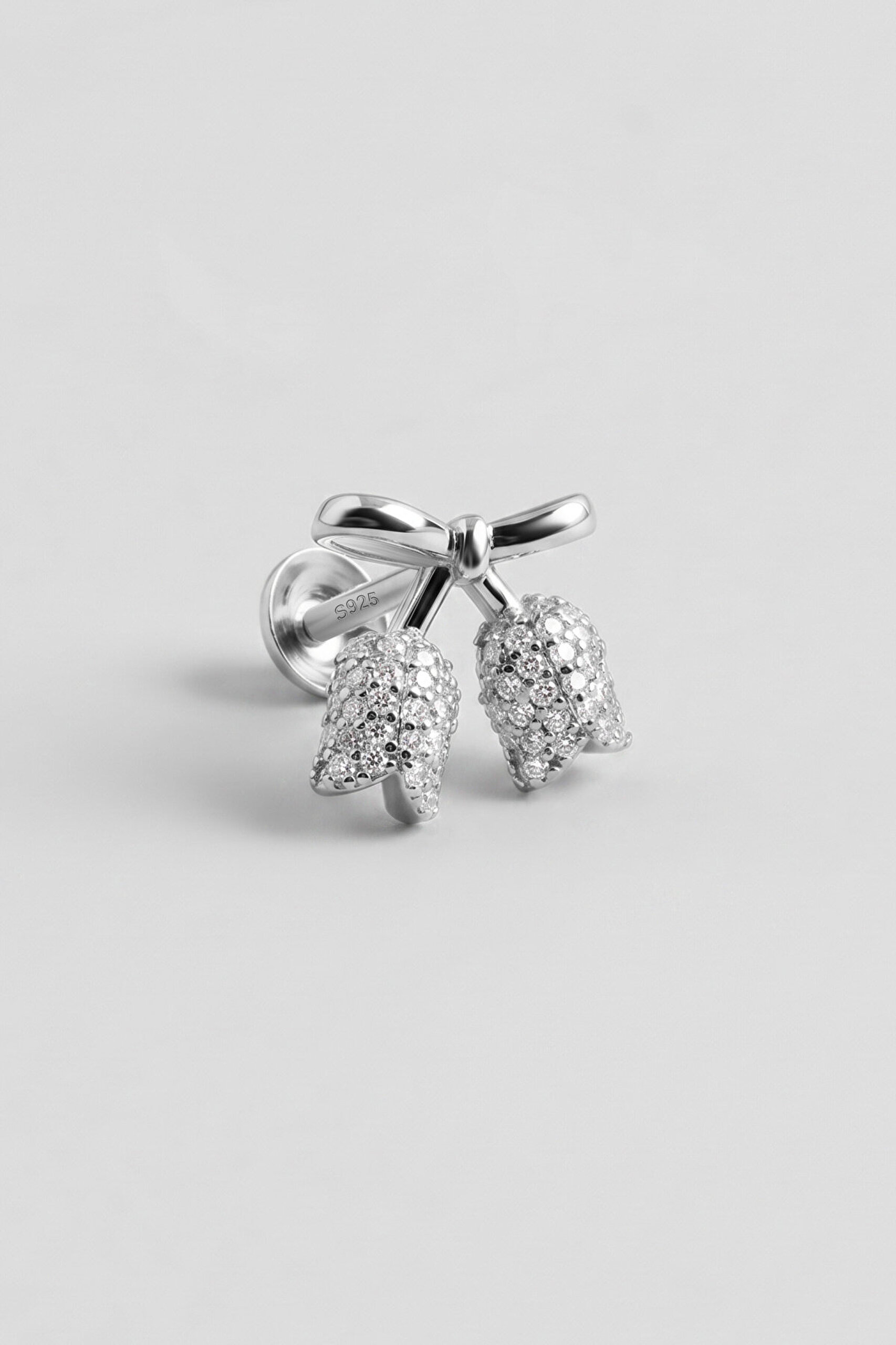 Rose 18 Ayar Beyaz Altın Kaplama Gümüş Flat-Lobe Piercing - 0