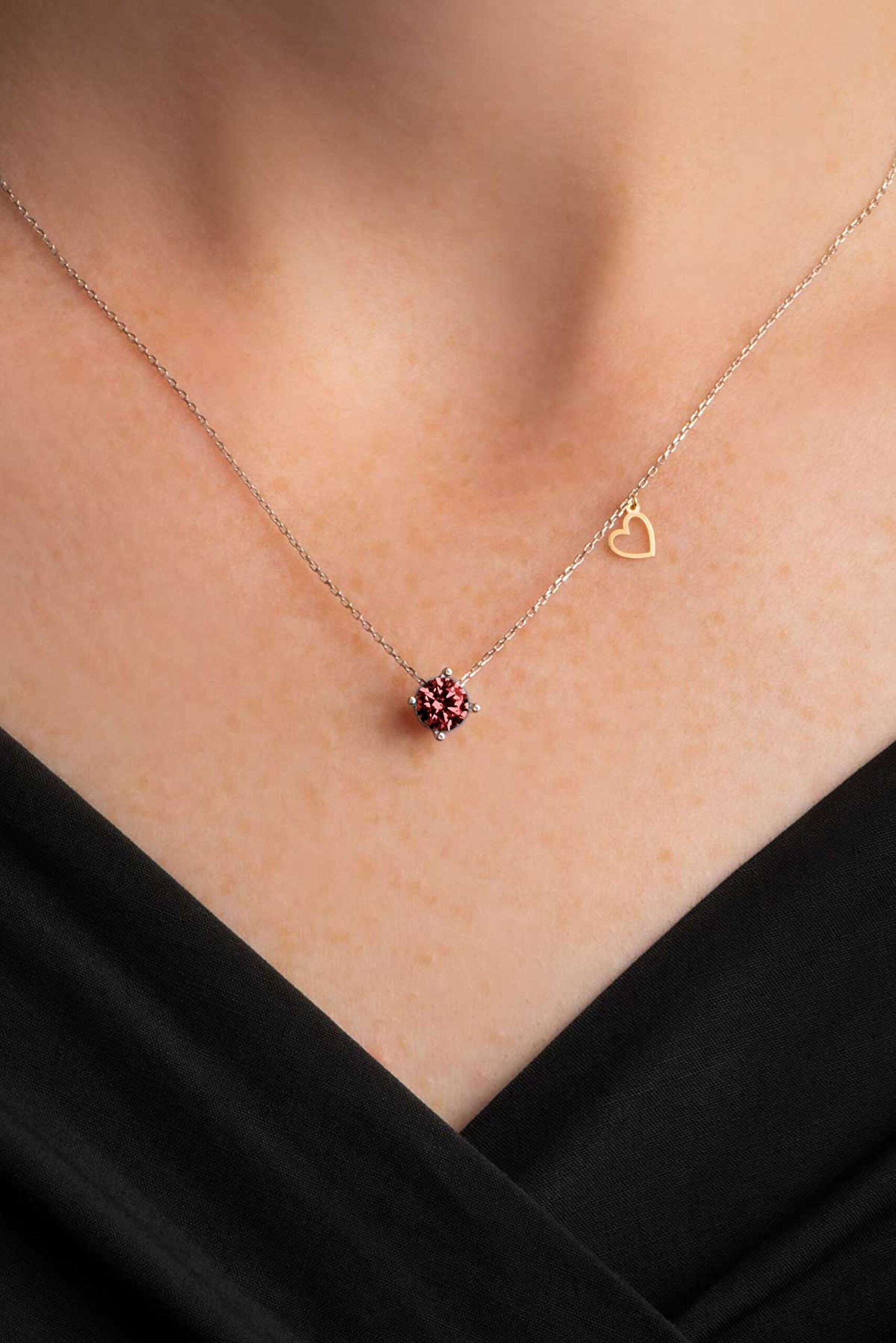 ⁠ Created Rhodolite Taşlı Clarit Serisi 8 Ayar Beyaz Altın Kolye_3}