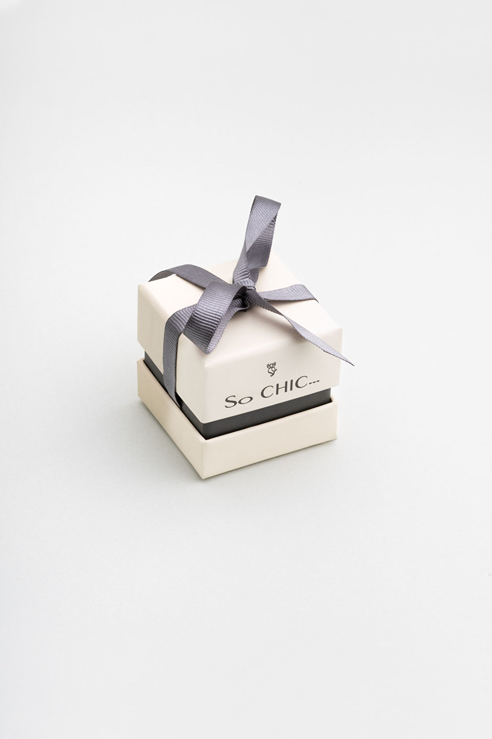 ⁠ Clarit Jewellery Created Baget Safir Taşlı 14 Ayar Sarı Altın Yüzük_2}