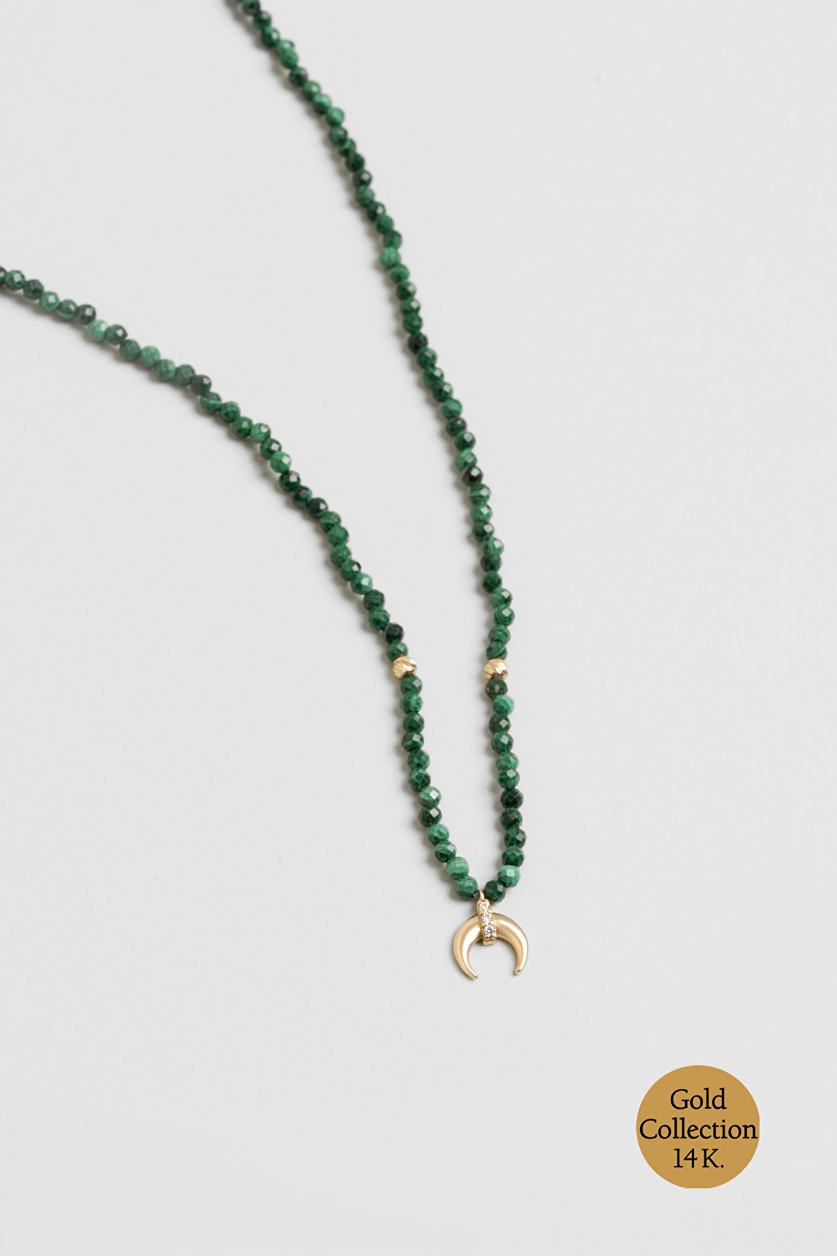 ⁠ Hilal Figürlü Malahit Taşlı 14 Ayar Altın Kolye_0}