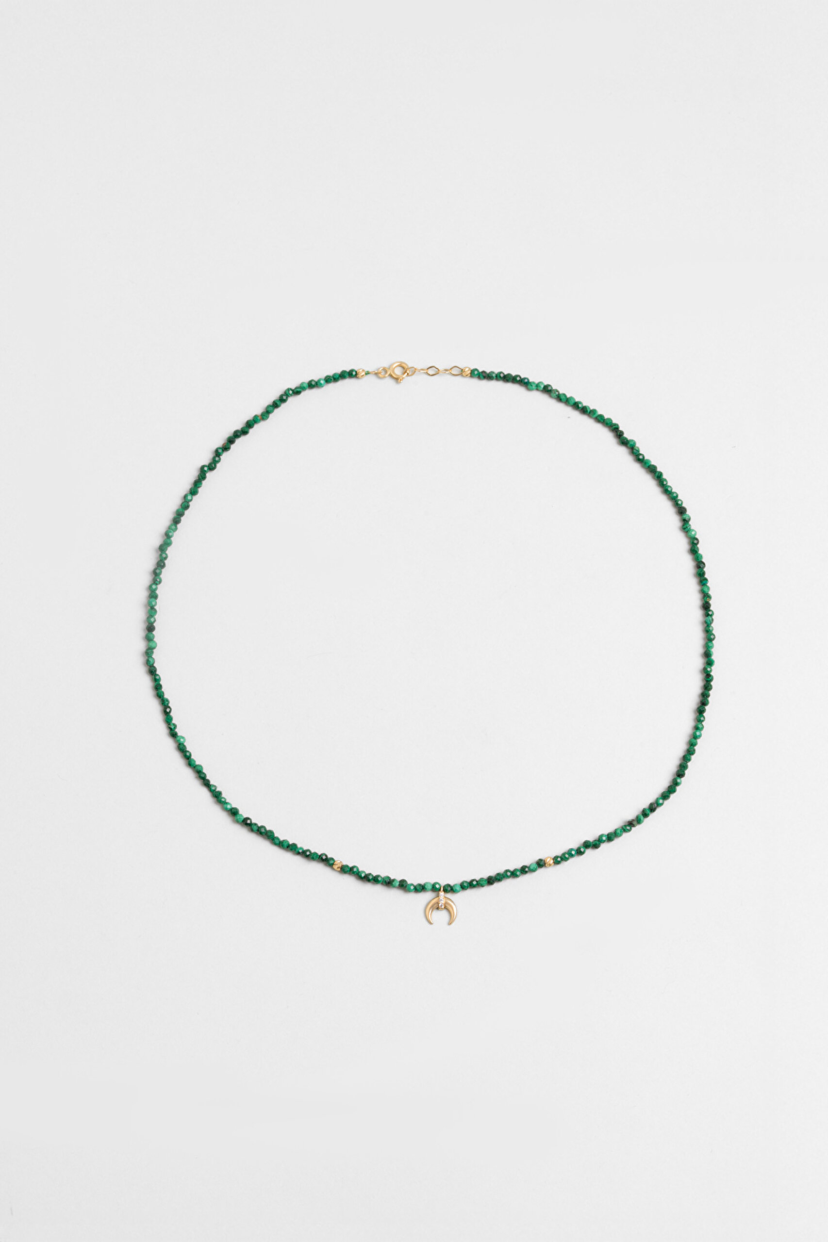 ⁠ Hilal Figürlü Malahit Taşlı 14 Ayar Altın Kolye_2}