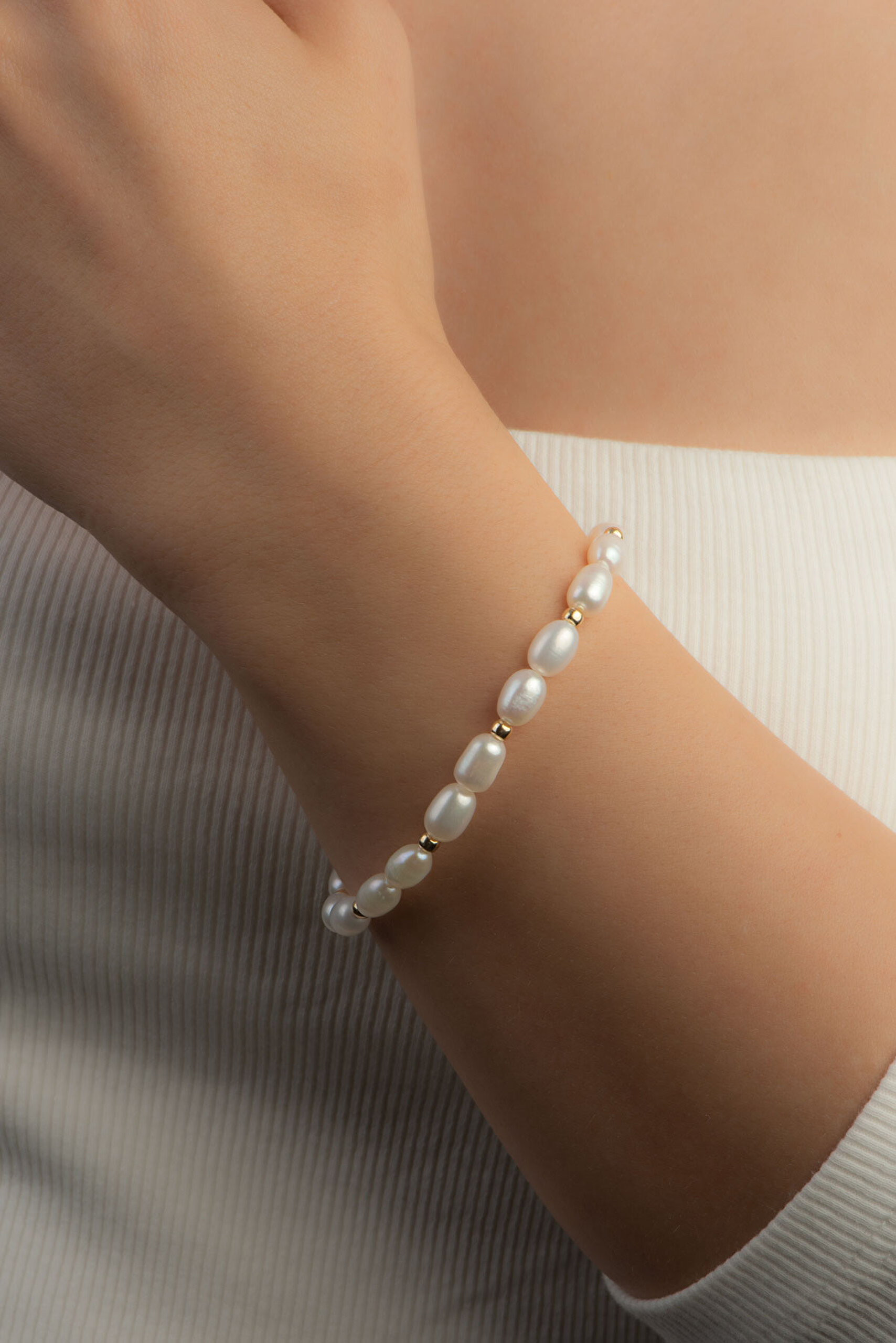 ⁠ Doğal İnci İhtişamı 14 Ayar Sarı Altın Kolye_1}