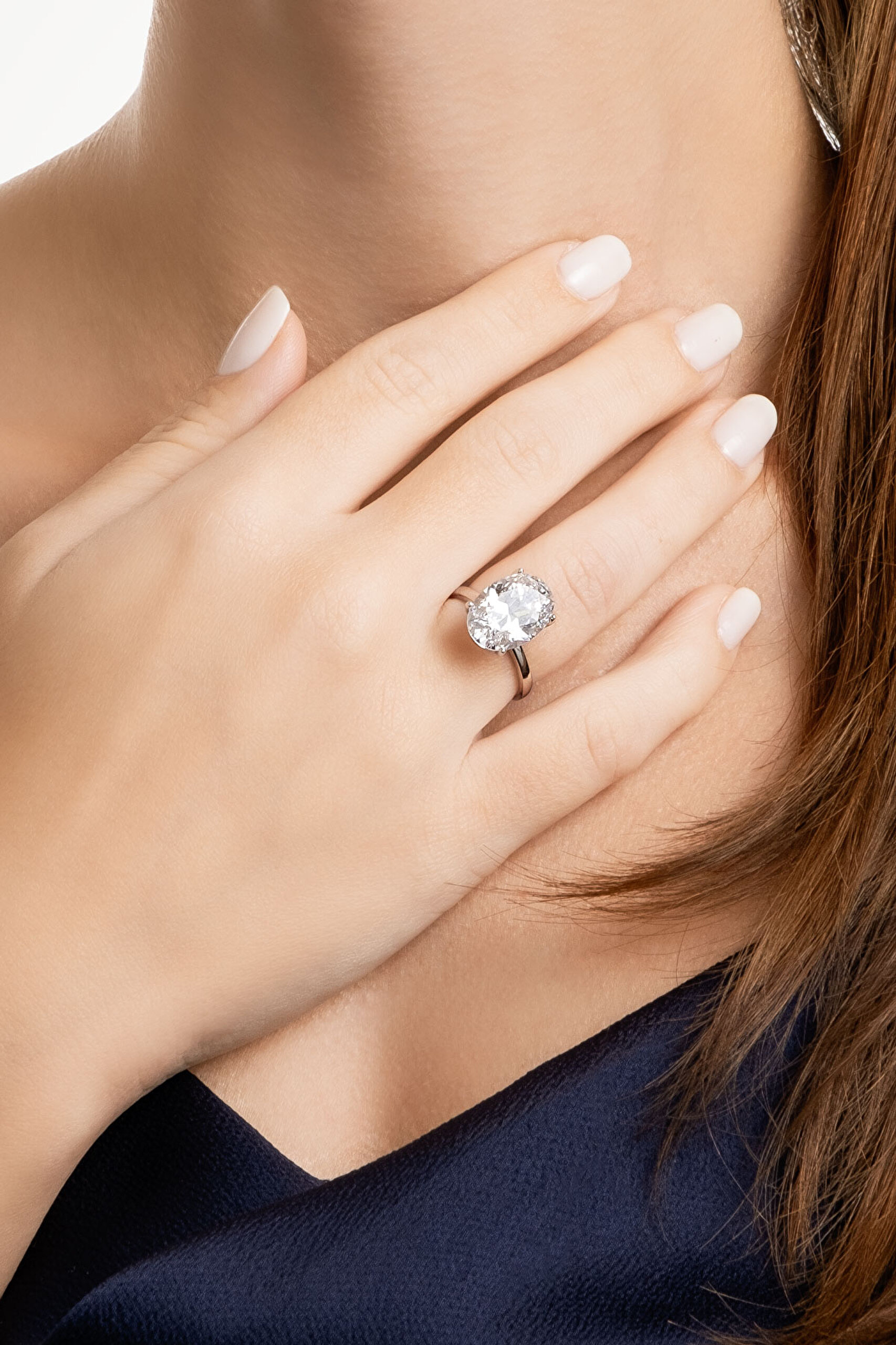 ⁠ Premium Created Taşlı 8 Ayar Beyaz Altın 8.00 CT Effect Oval Tektaş Yüzük_1}