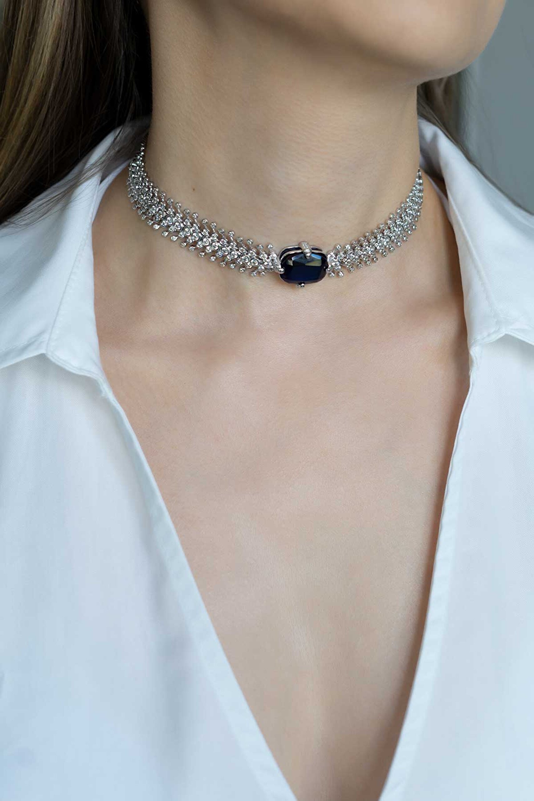 ⁠ Gece Mavisi 18 Ayar Beyaz Altın Kaplama Gümüş Choker Gerdanlık_0}