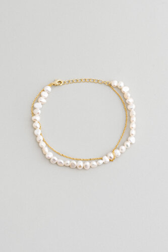 18 Karat Yellow Gold Plated Silver Pearl Bracelet with Chain Detail