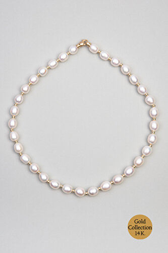 14 Karat Gold Necklace with Natural Pearl Stone